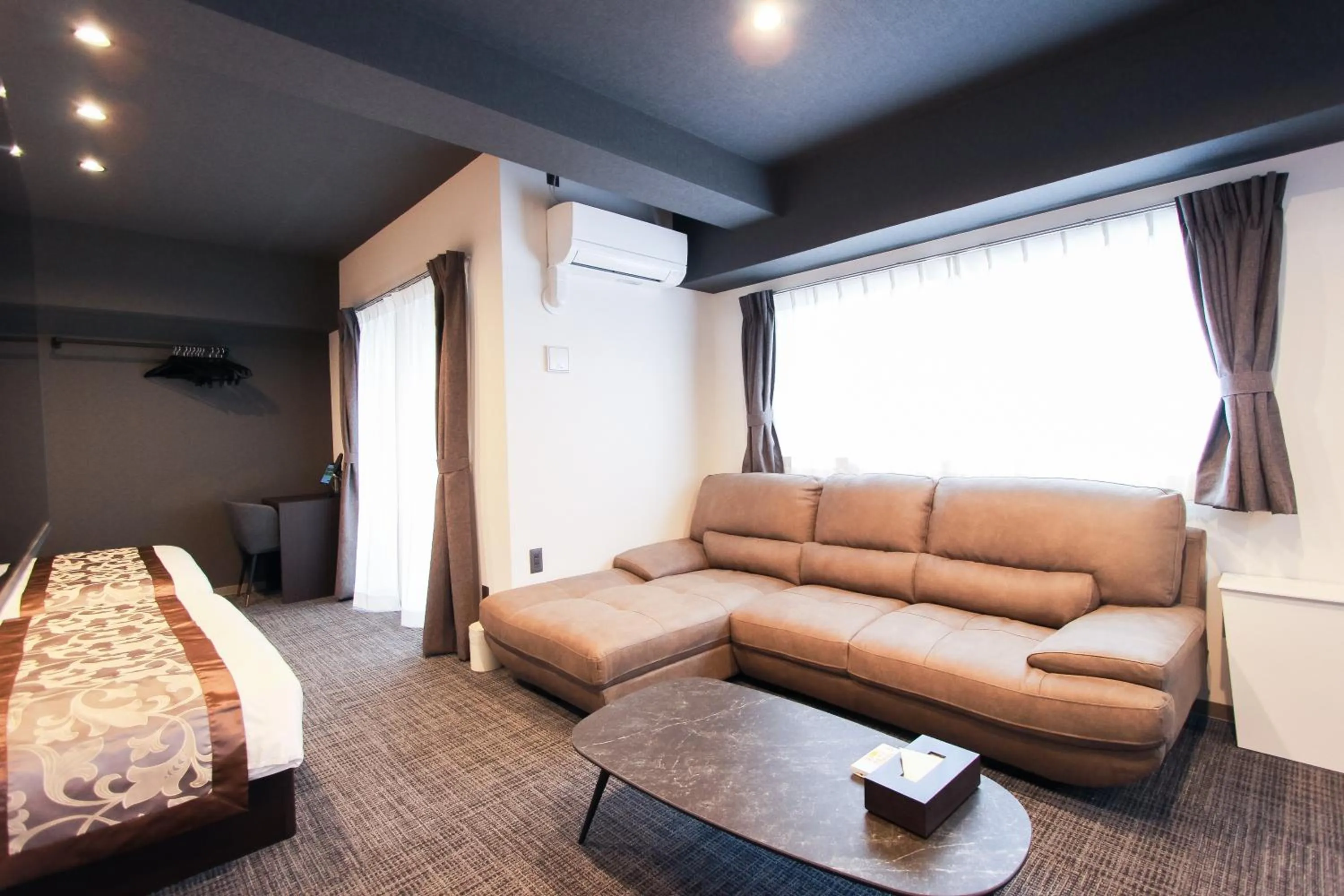 Photo of the whole room, Bed in 慶 -Kei- HOTEL AND APARTMENT