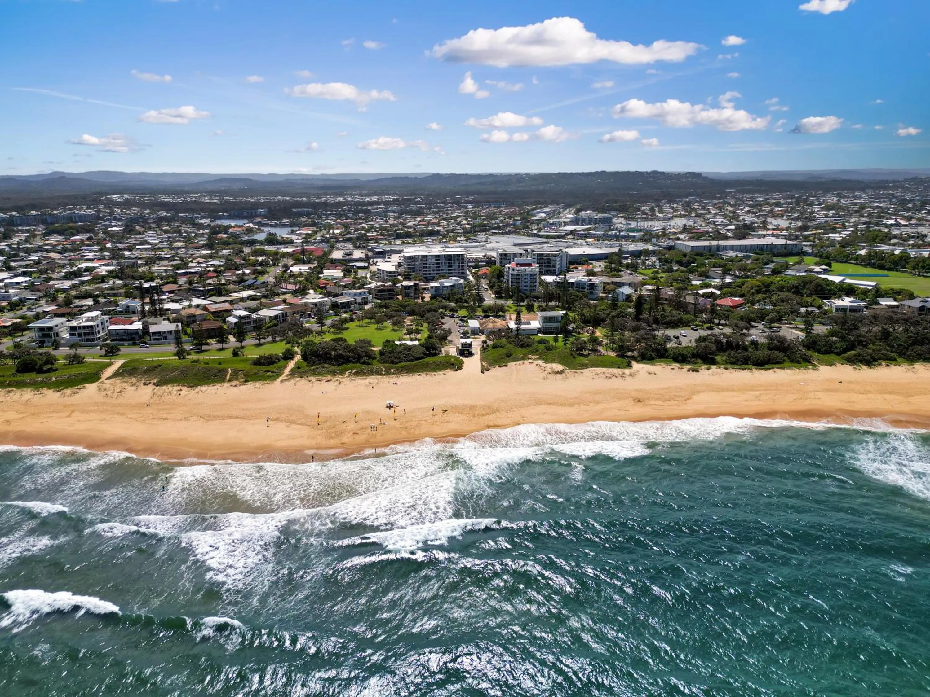 Beach in Lowanna Beach Resort Kawana