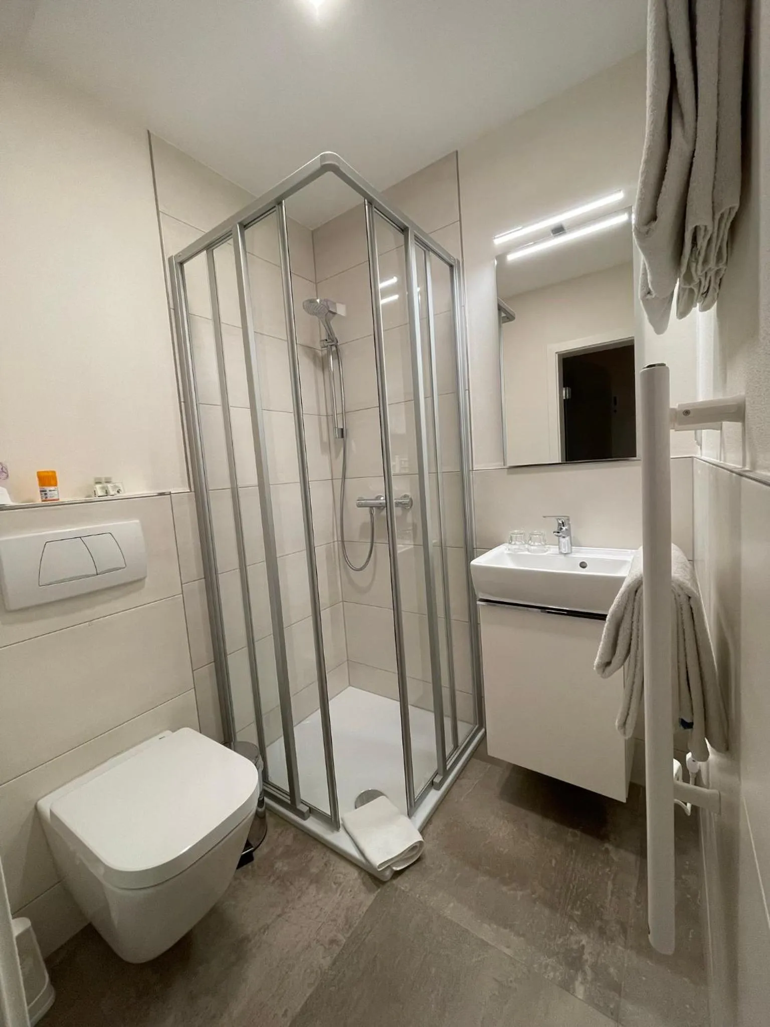 Bathroom in Gasthaus Pension Geimer