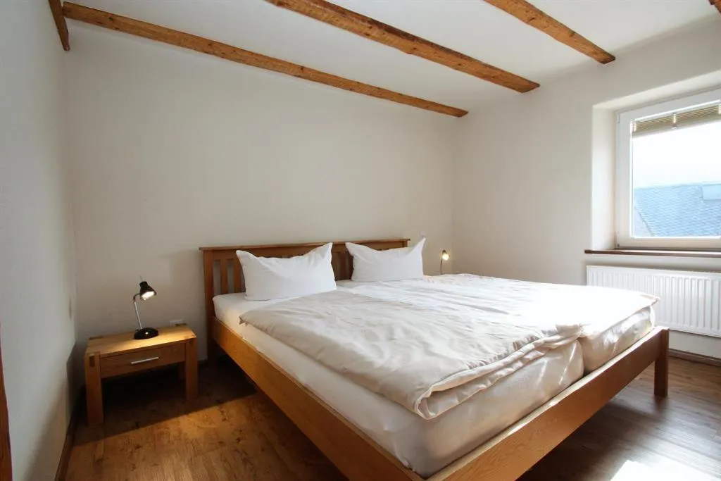 Bedroom, Bed in Gasthaus Pension Geimer