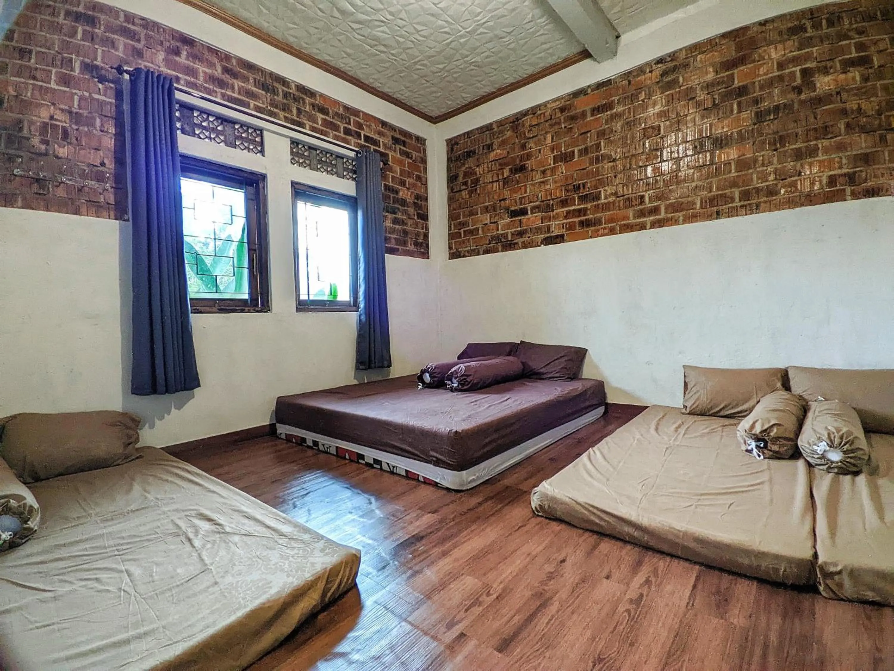 Bed in Omah Trasan Pangrango