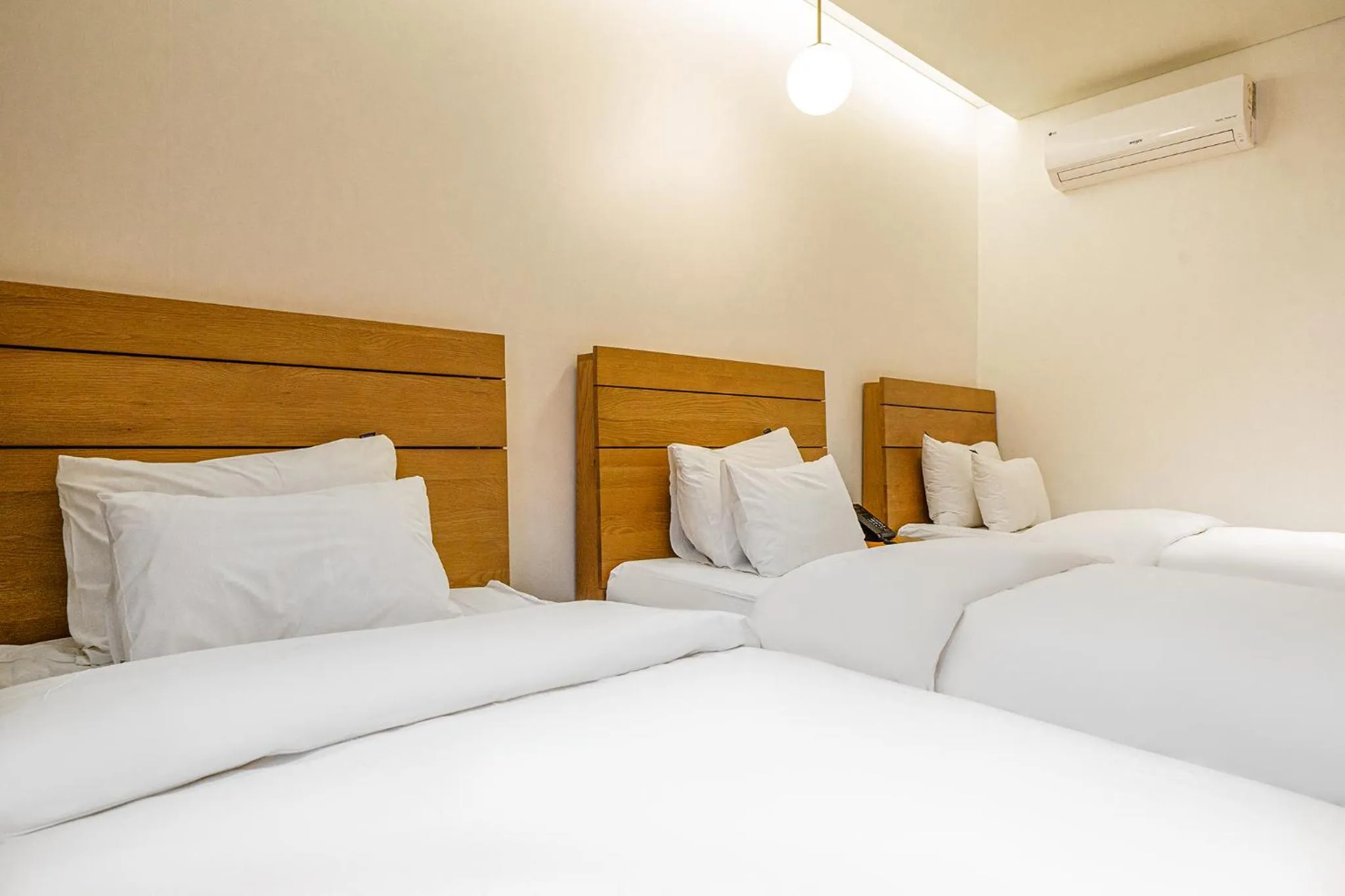 Bed in Chuncheon Hey Hotel