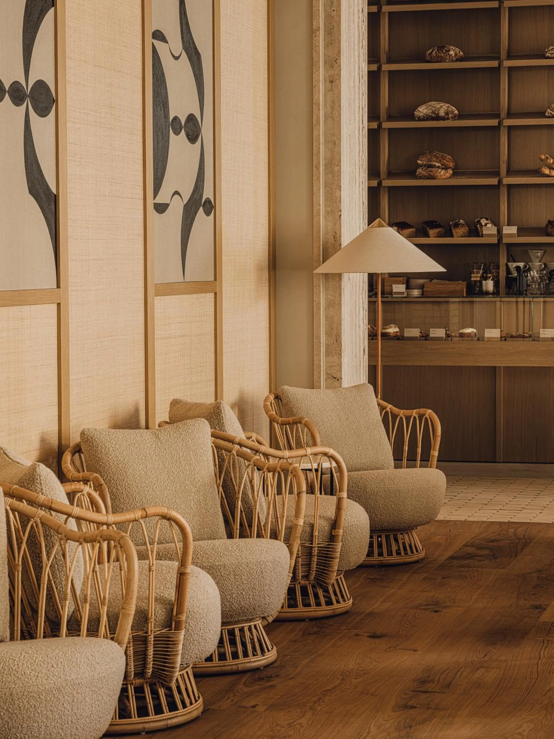 Lounge or bar in PURO Warszawa Stare Miasto