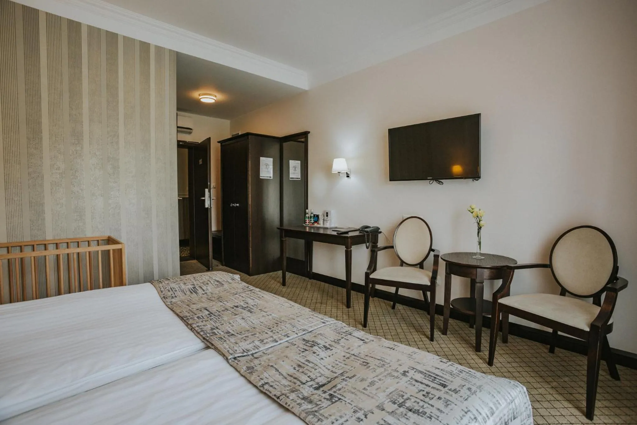 TV and multimedia, Bed in Hotel Toscania