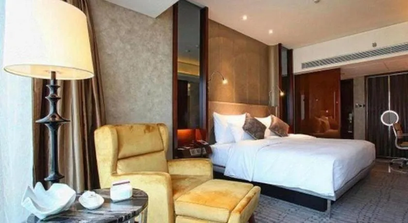 Bed in Sichuan Jinjiang Hotel