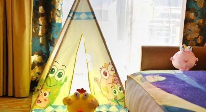 Bed in Sichuan Jinjiang Hotel