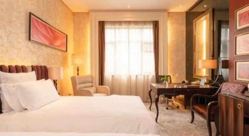 Bed in Sichuan Jinjiang Hotel