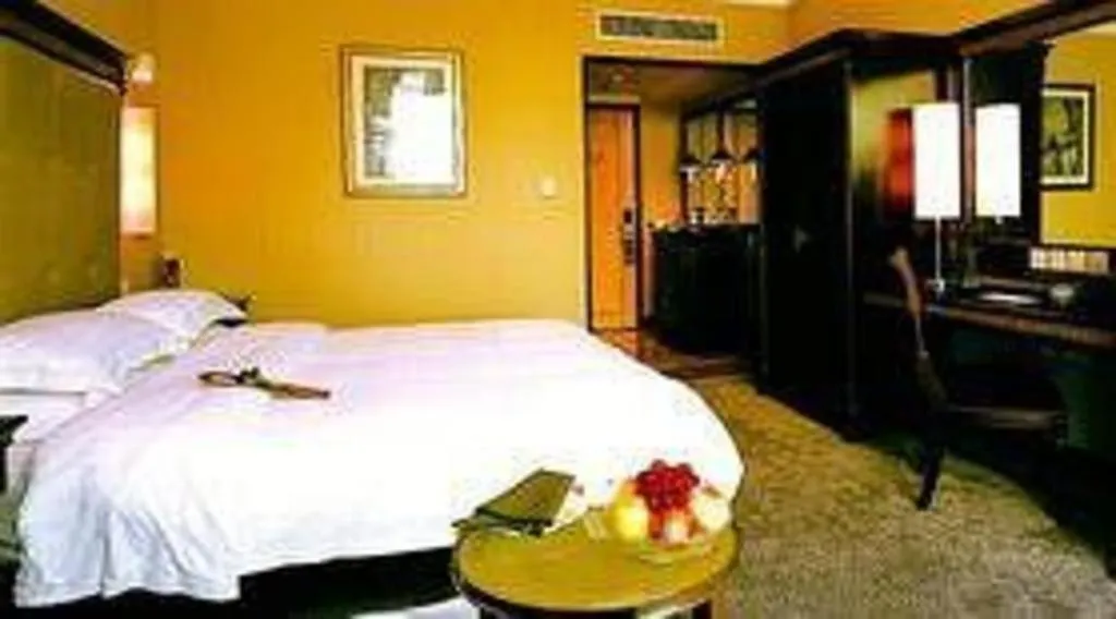 Bed in Sichuan Jinjiang Hotel