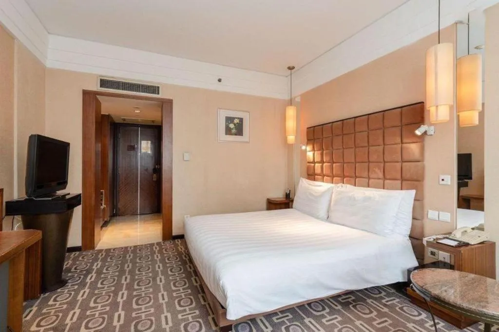 Bed in Sichuan Jinjiang Hotel