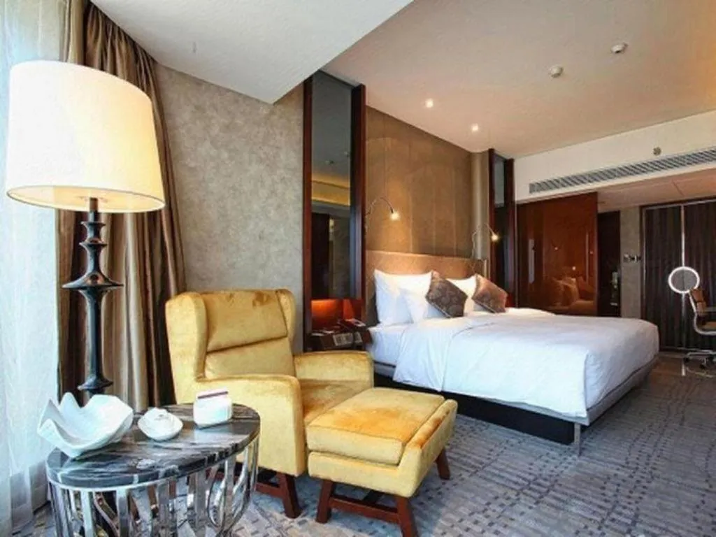 Bed in Sichuan Jinjiang Hotel