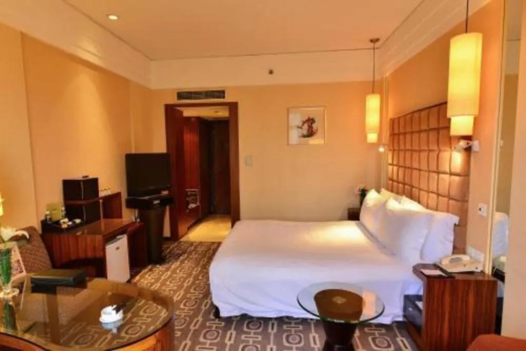 Bed in Sichuan Jinjiang Hotel