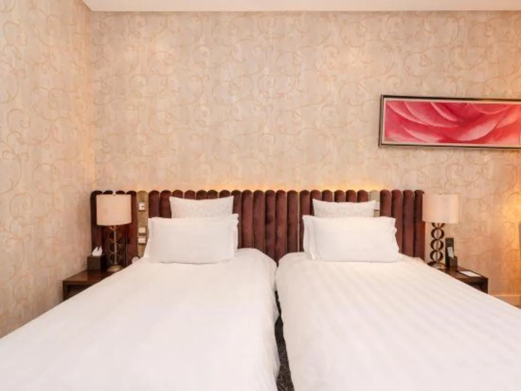 Bed in Sichuan Jinjiang Hotel