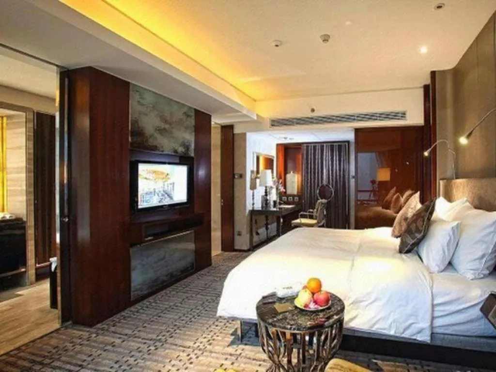 Bed in Sichuan Jinjiang Hotel