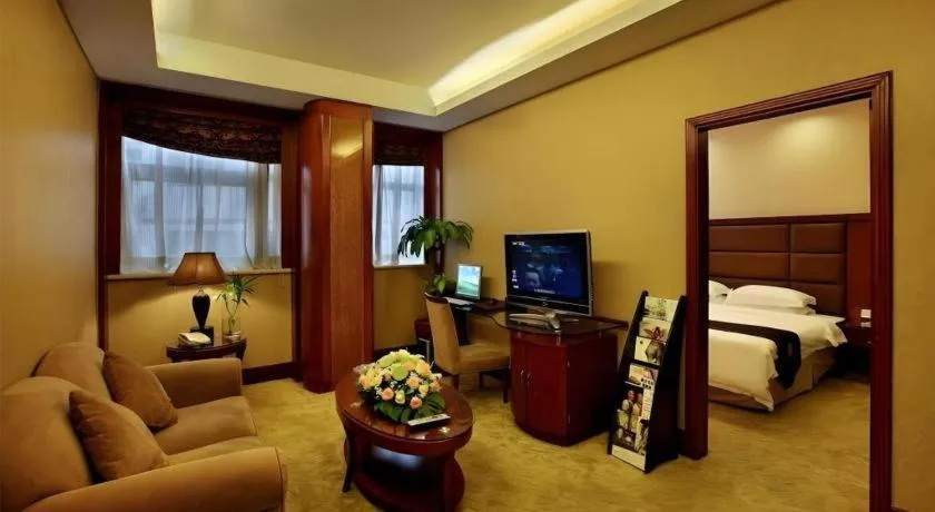 Bed in Shenzhen Hongfeng Hotel (Luohu Branch)