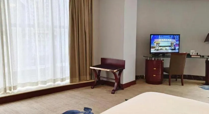 Bed in Shenzhen Hongfeng Hotel (Luohu Branch)