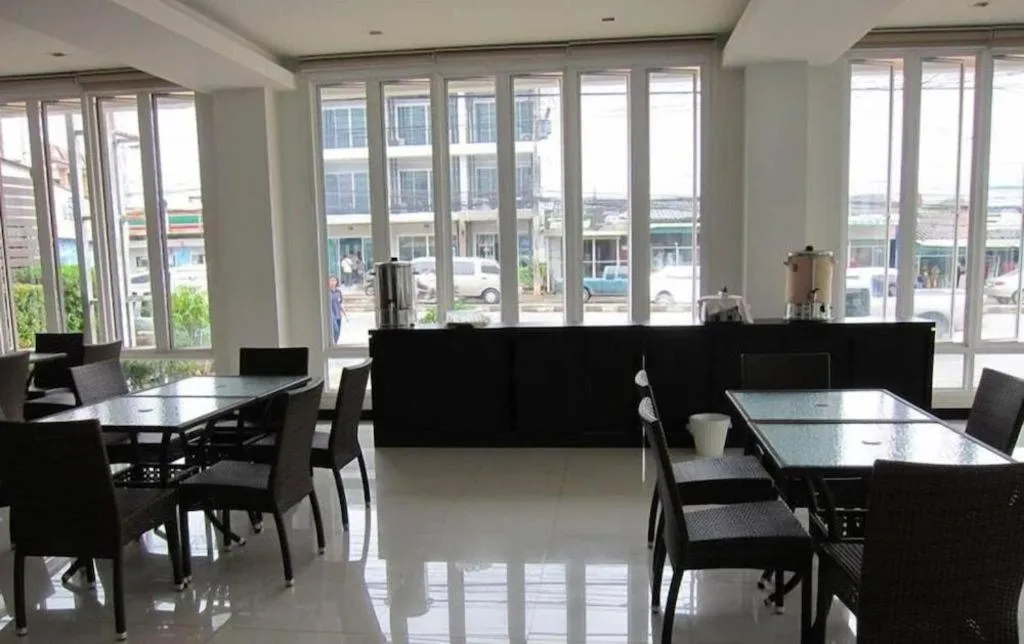 The White Pearl Hotel