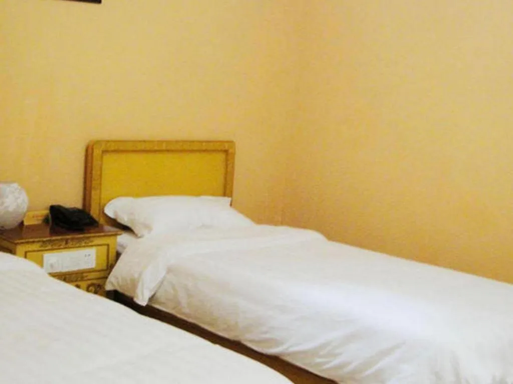 Bed in Tashitakge Hotel