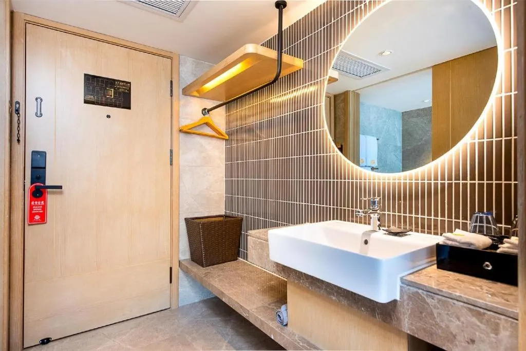 Overseas Chinese Hotel