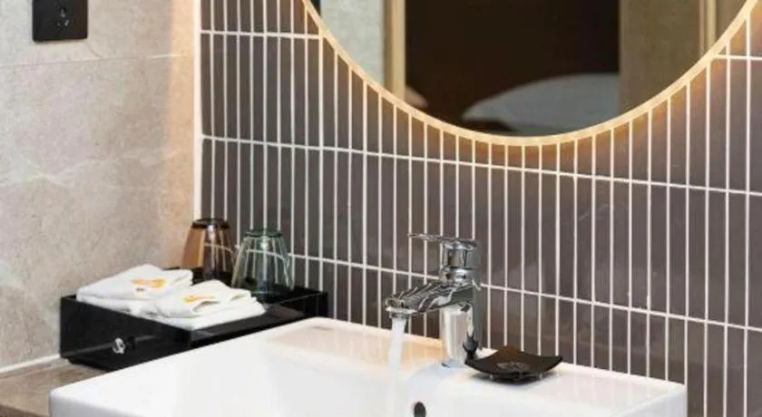 Overseas Chinese Hotel