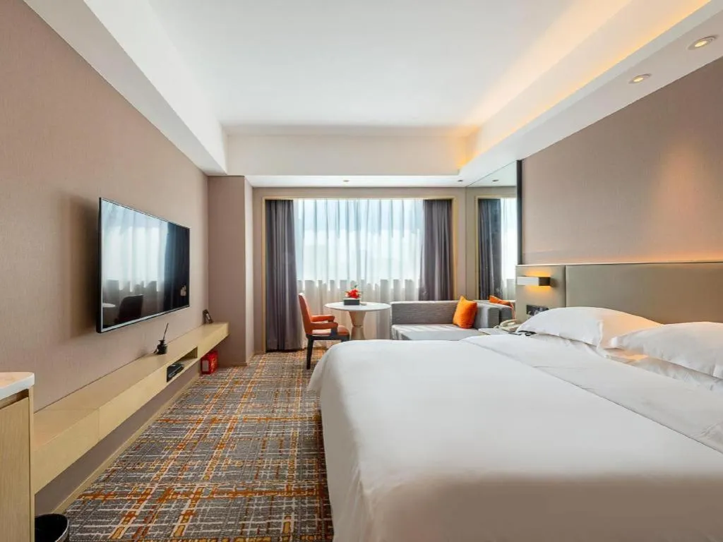 Bed in Overseas Chinese Hotel