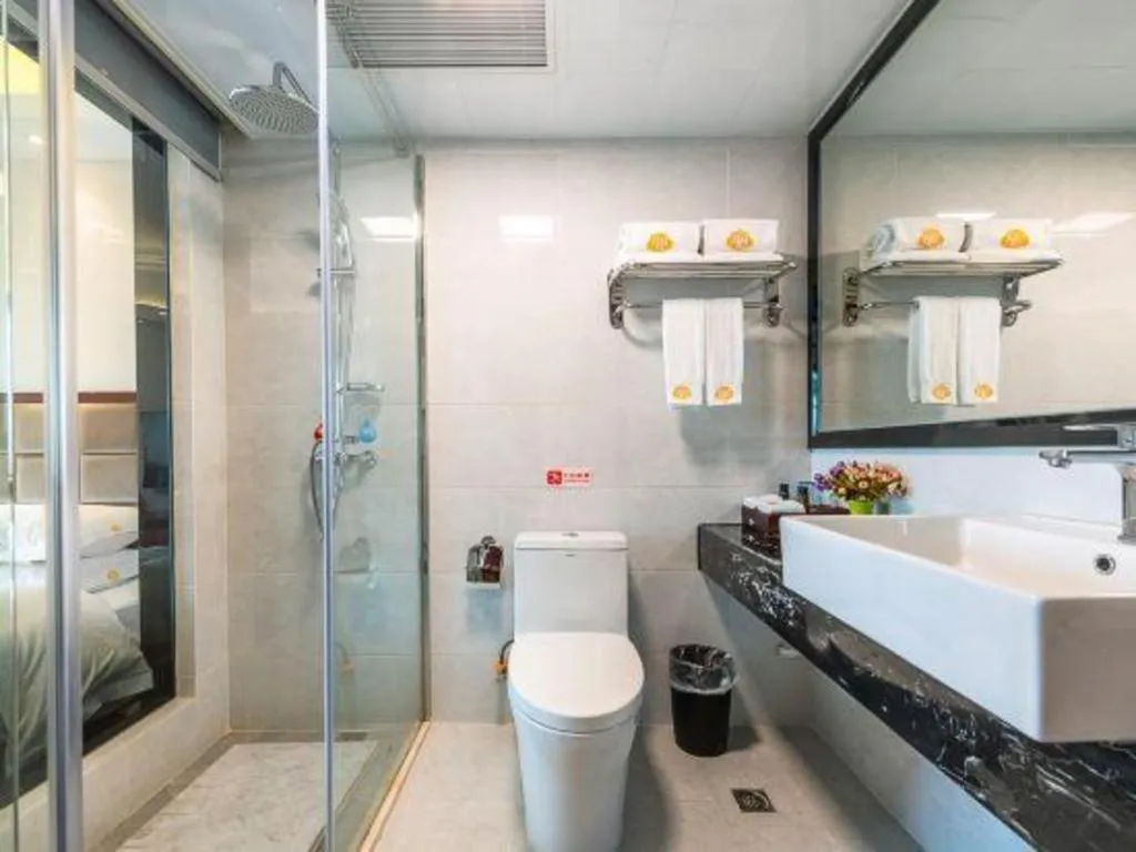 Overseas Chinese Hotel