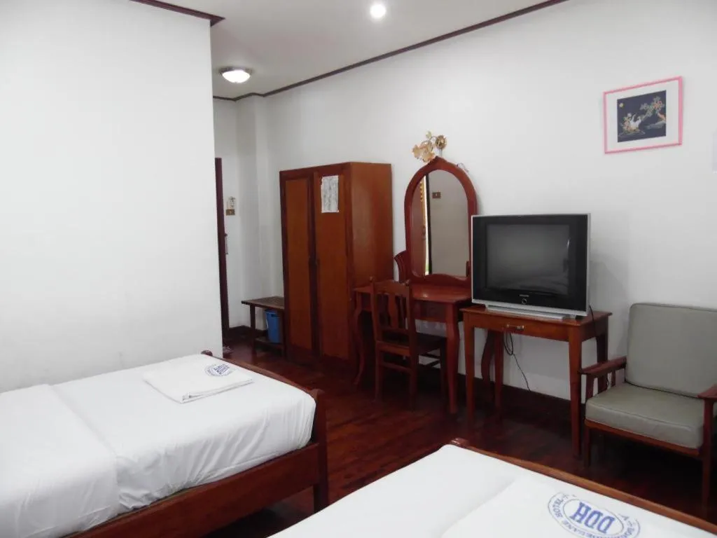 Bed in Douang Deuane hotel