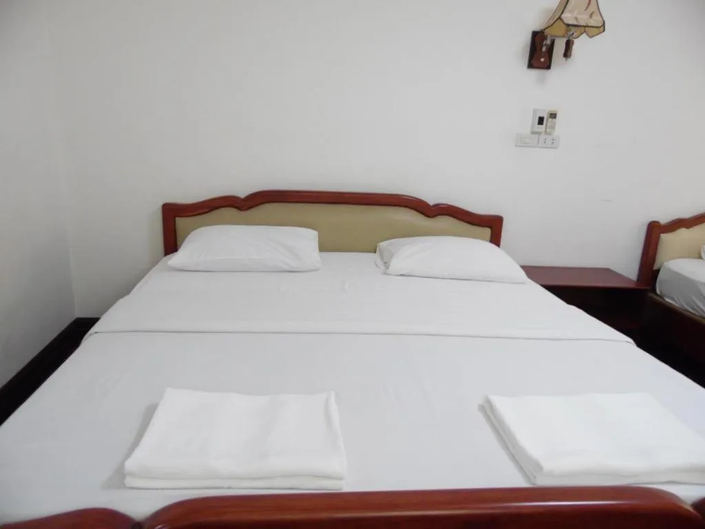 Bed in Douang Deuane hotel