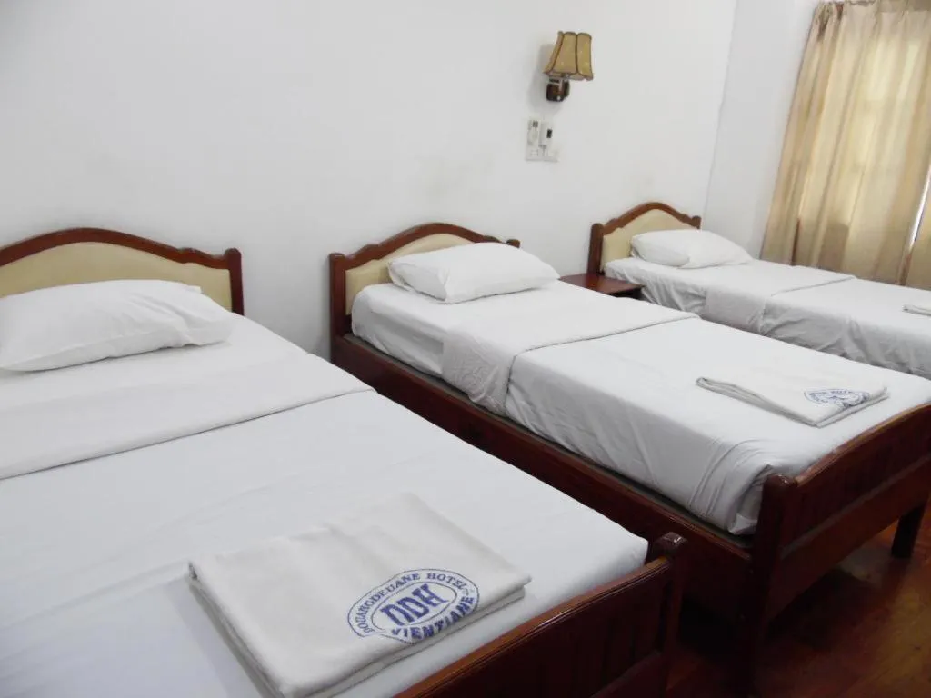 Bed in Douang Deuane hotel
