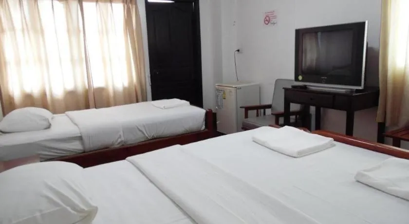 Bed in Douang Deuane hotel