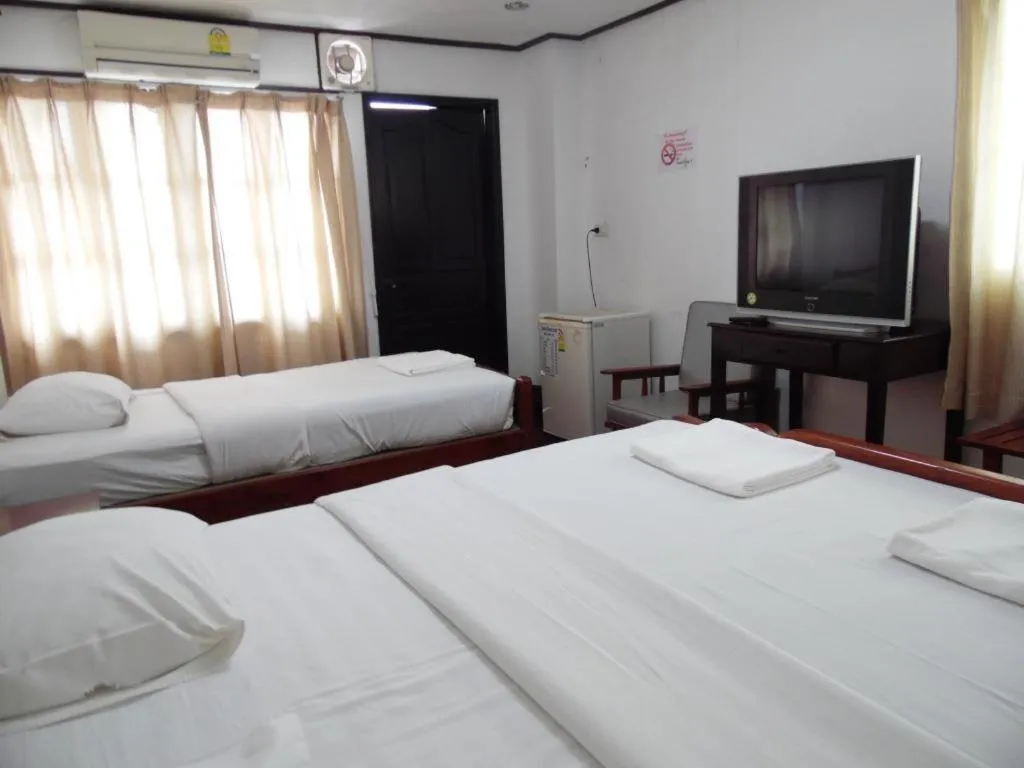 Bed in Douang Deuane hotel