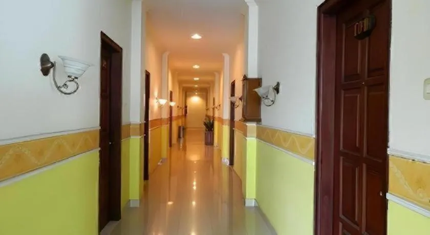 Larisae Setia Kawan Hotel