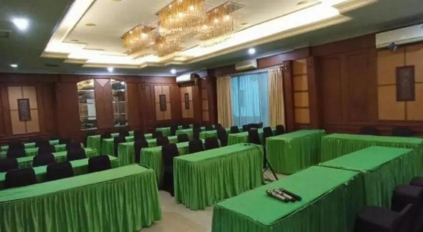 Larisae Setia Kawan Hotel