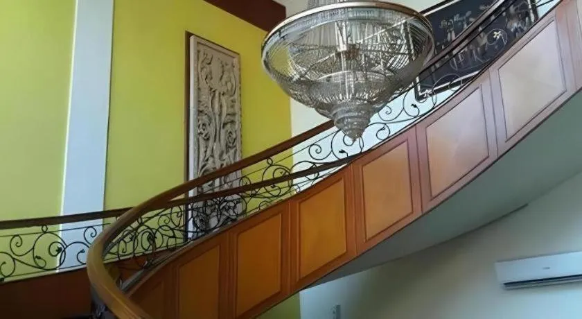 Larisae Setia Kawan Hotel