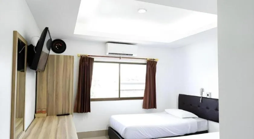 Rimnam Hotel Suk Sawat 70