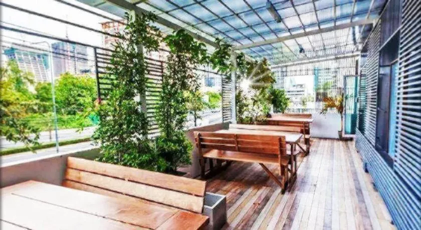 Cozy At 9 Hotel And Kitchen