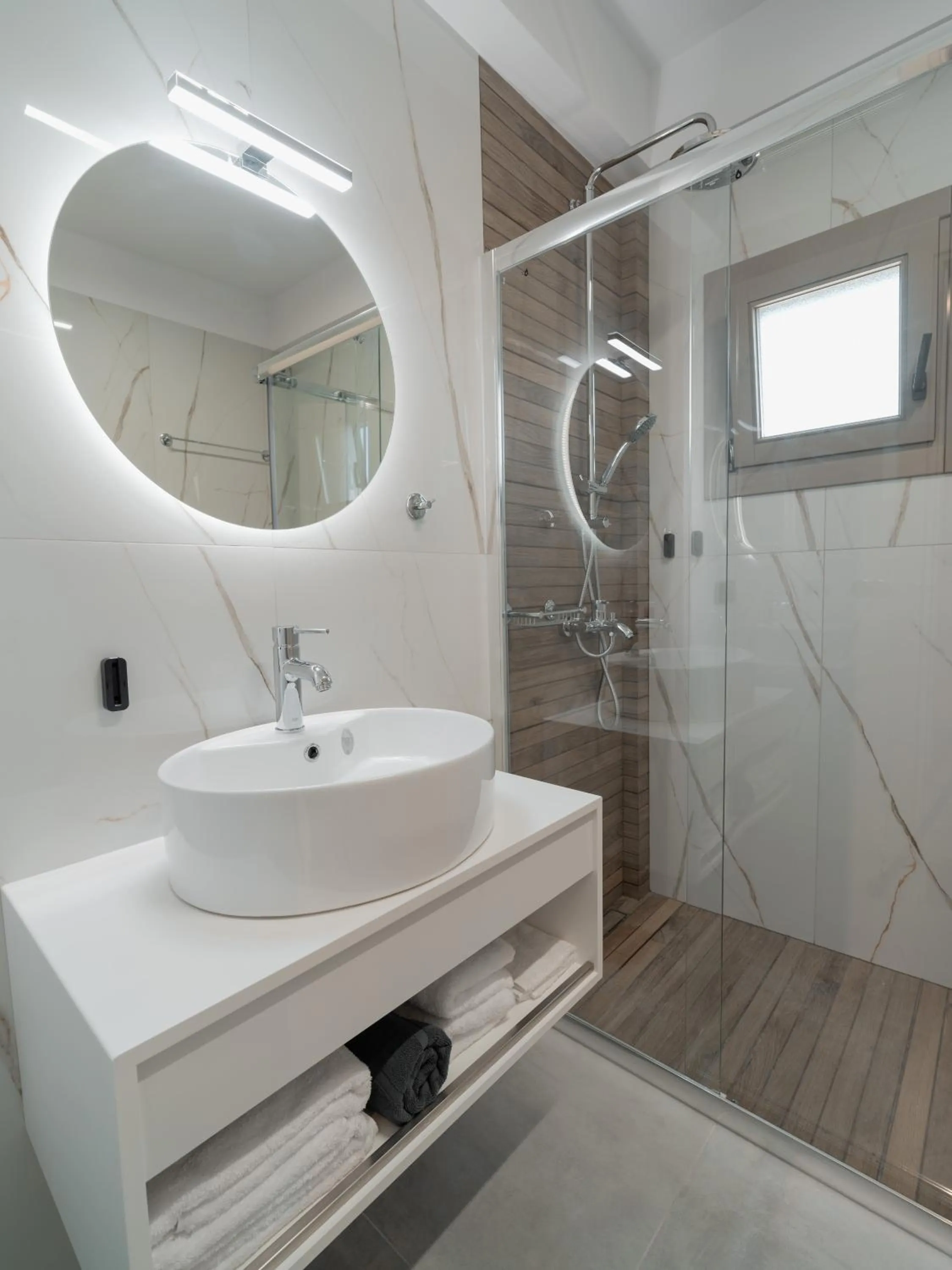 Shower in Castle View Ioannina