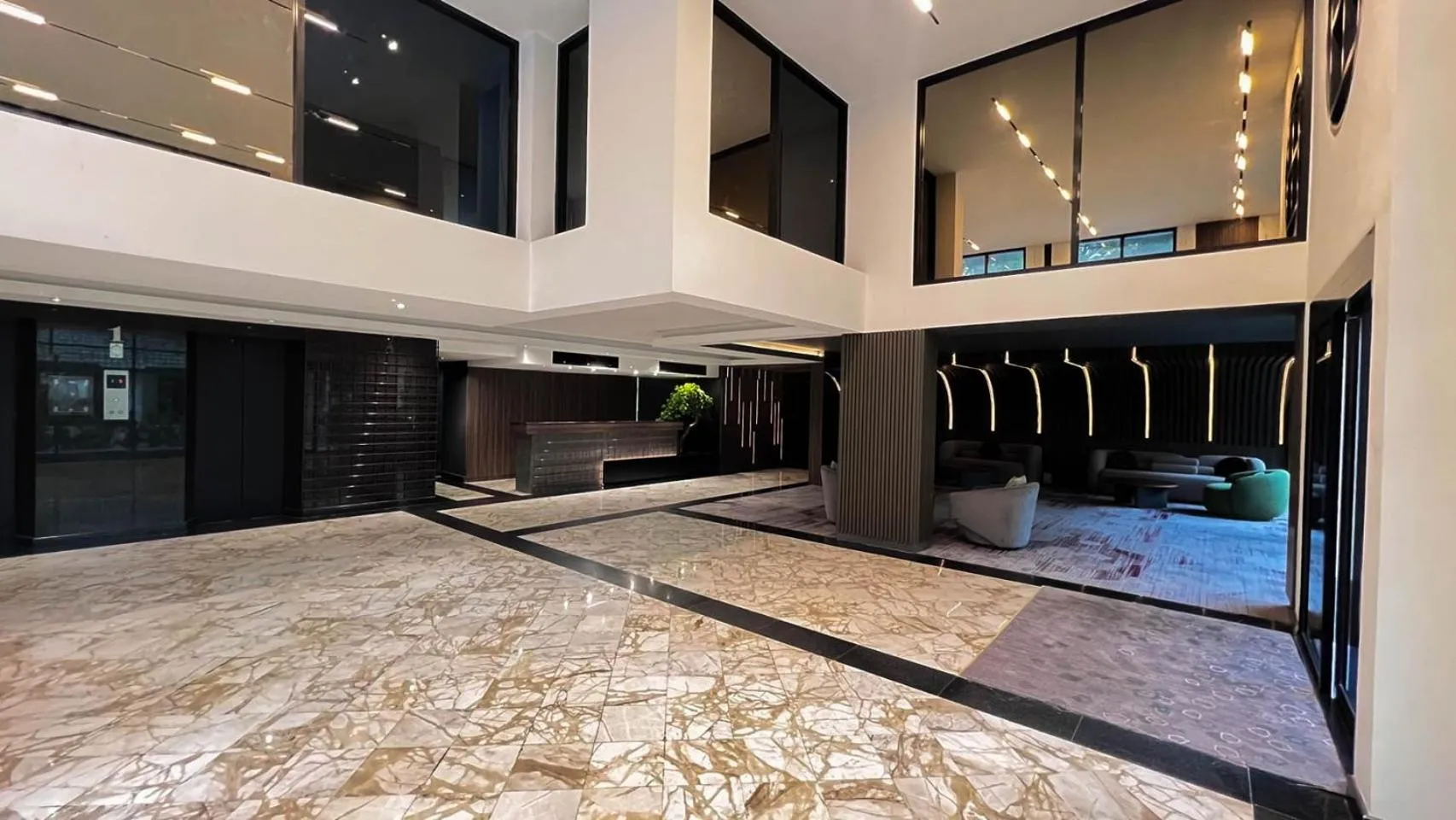 Property building, Bed in We Hotel