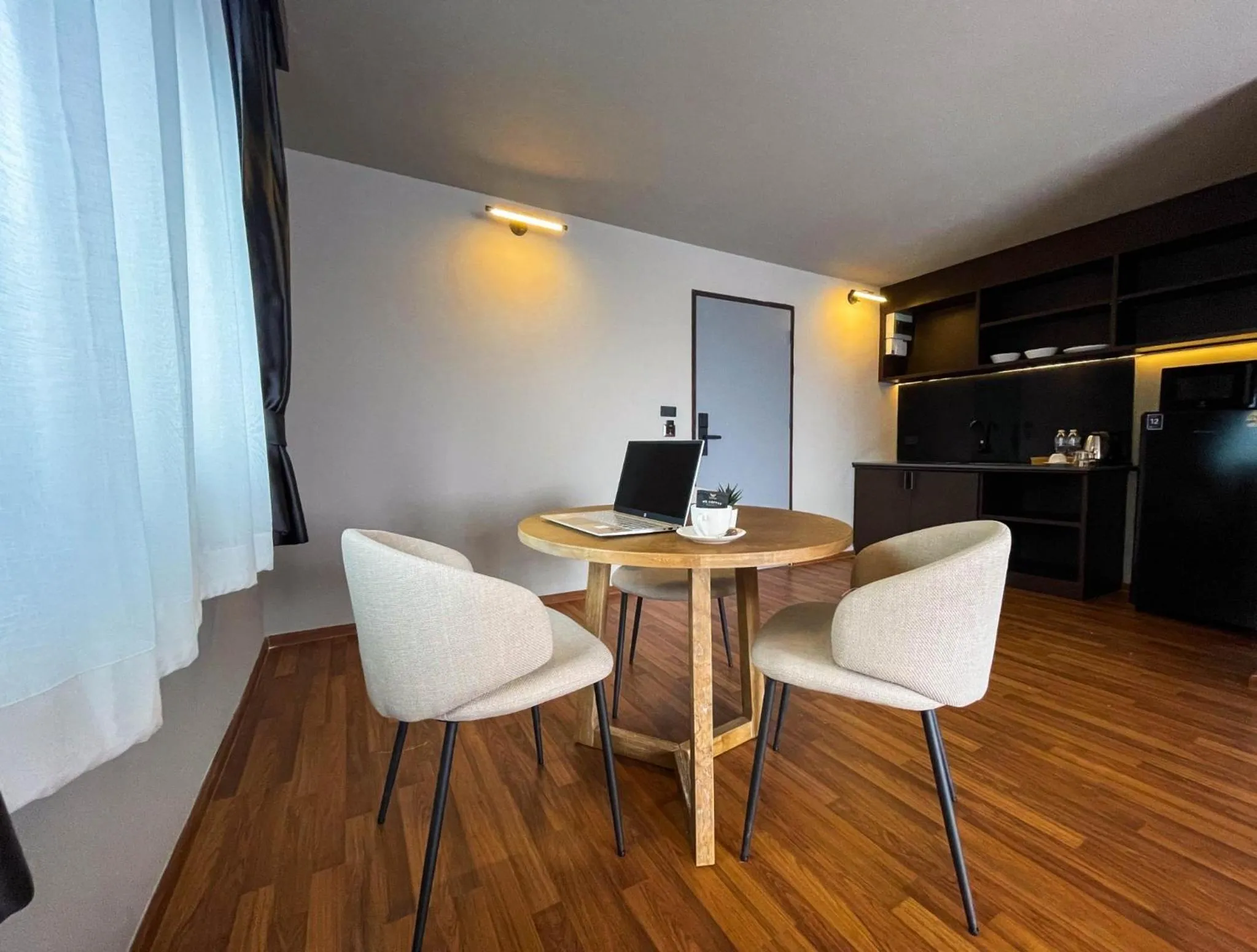 Photo of the whole room in We Hotel