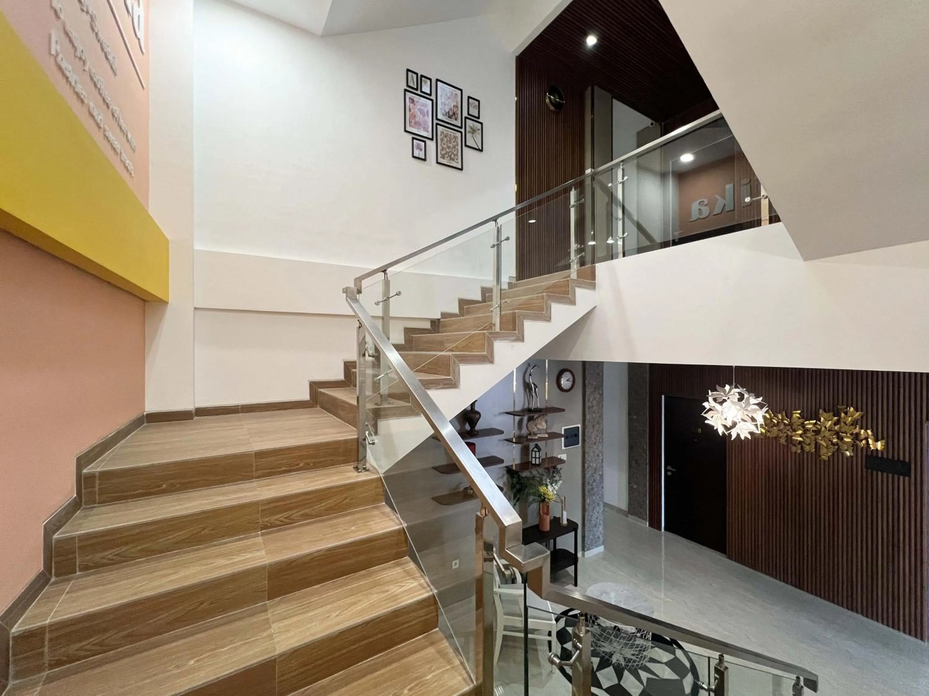 Lobby or reception in Box City Hotel Mojokerto