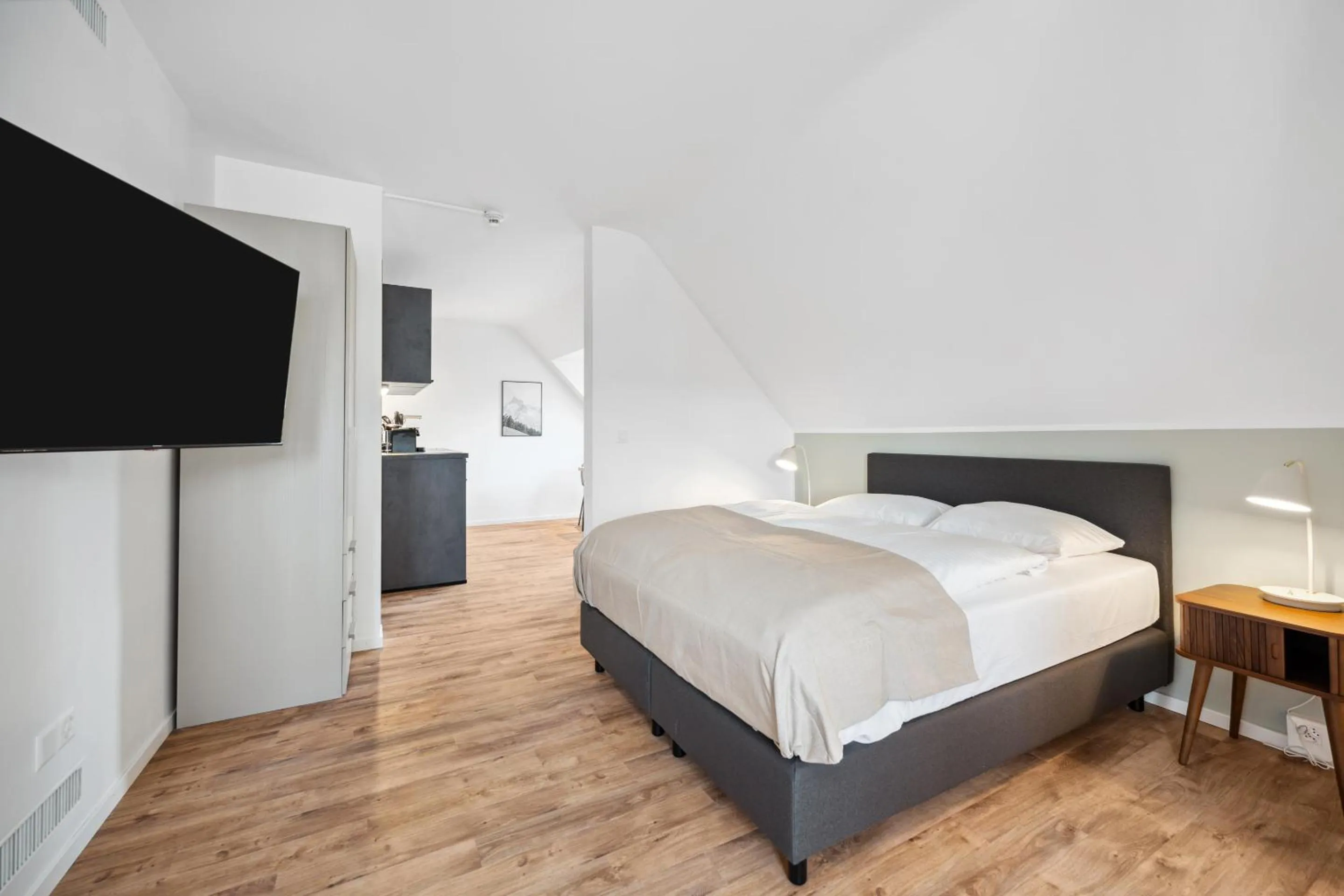 Bed in Limehome Basel Münzgasse