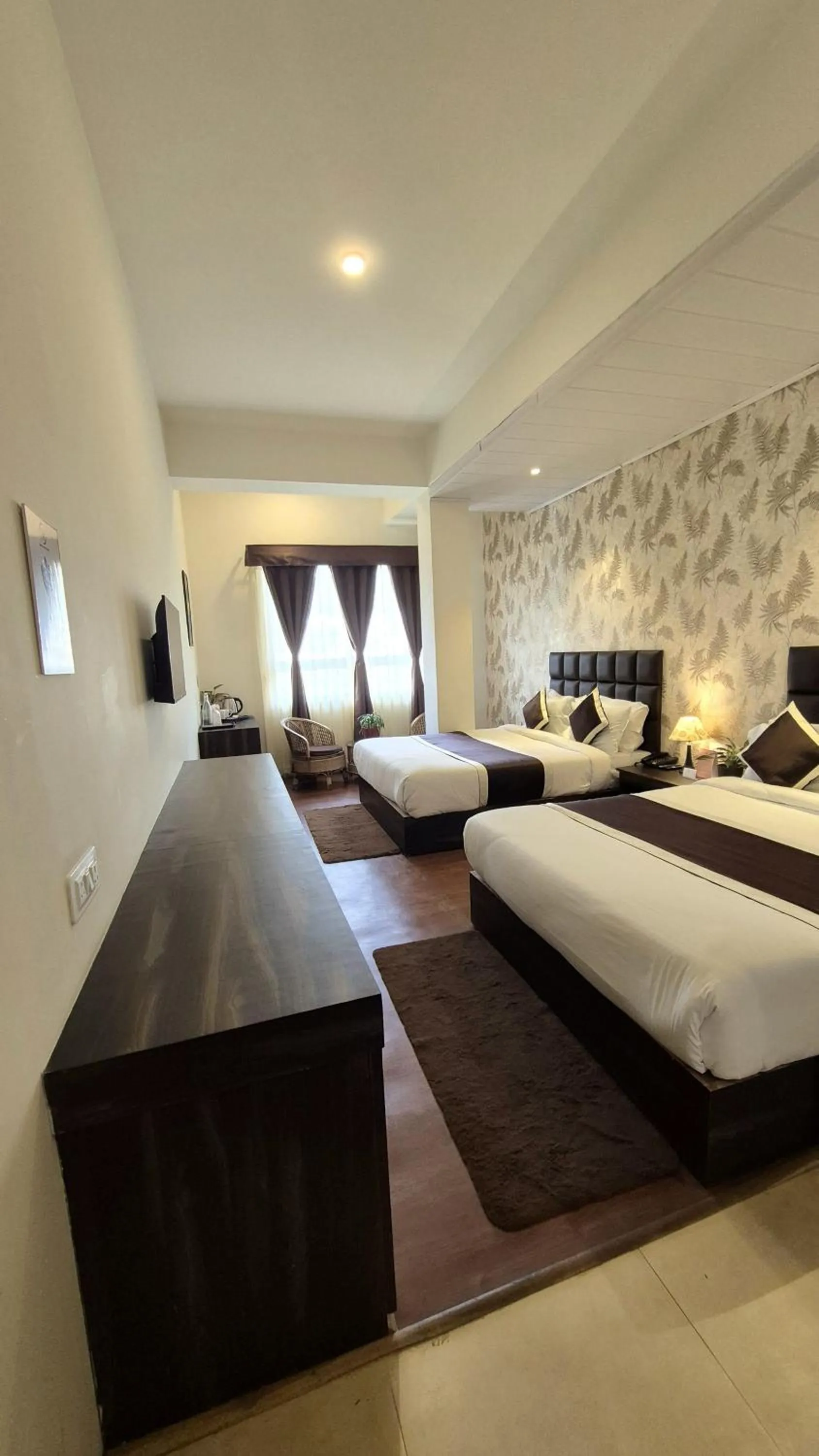 Bed in Hotel Mazong Crest