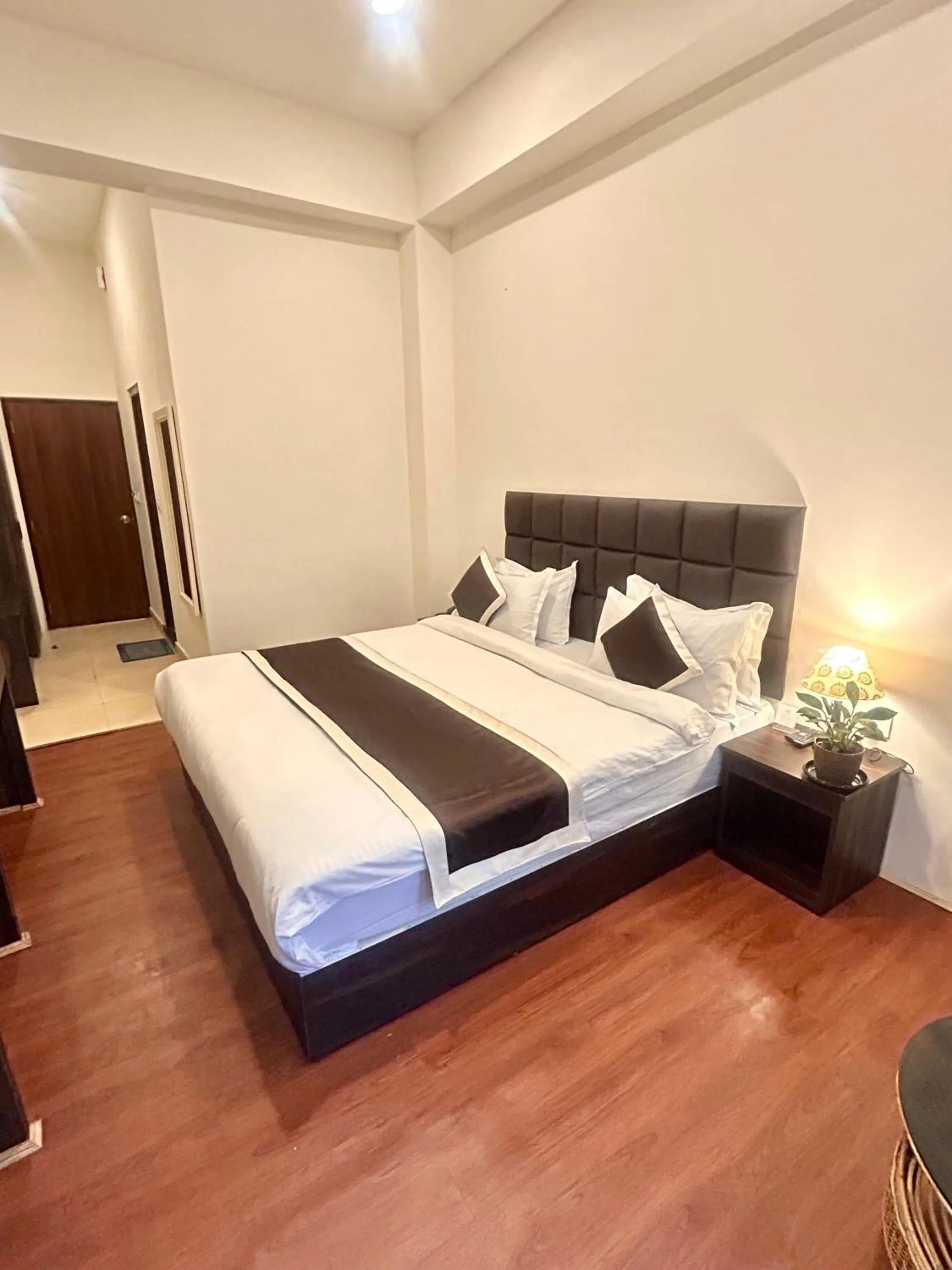 Bed in Hotel Mazong Crest