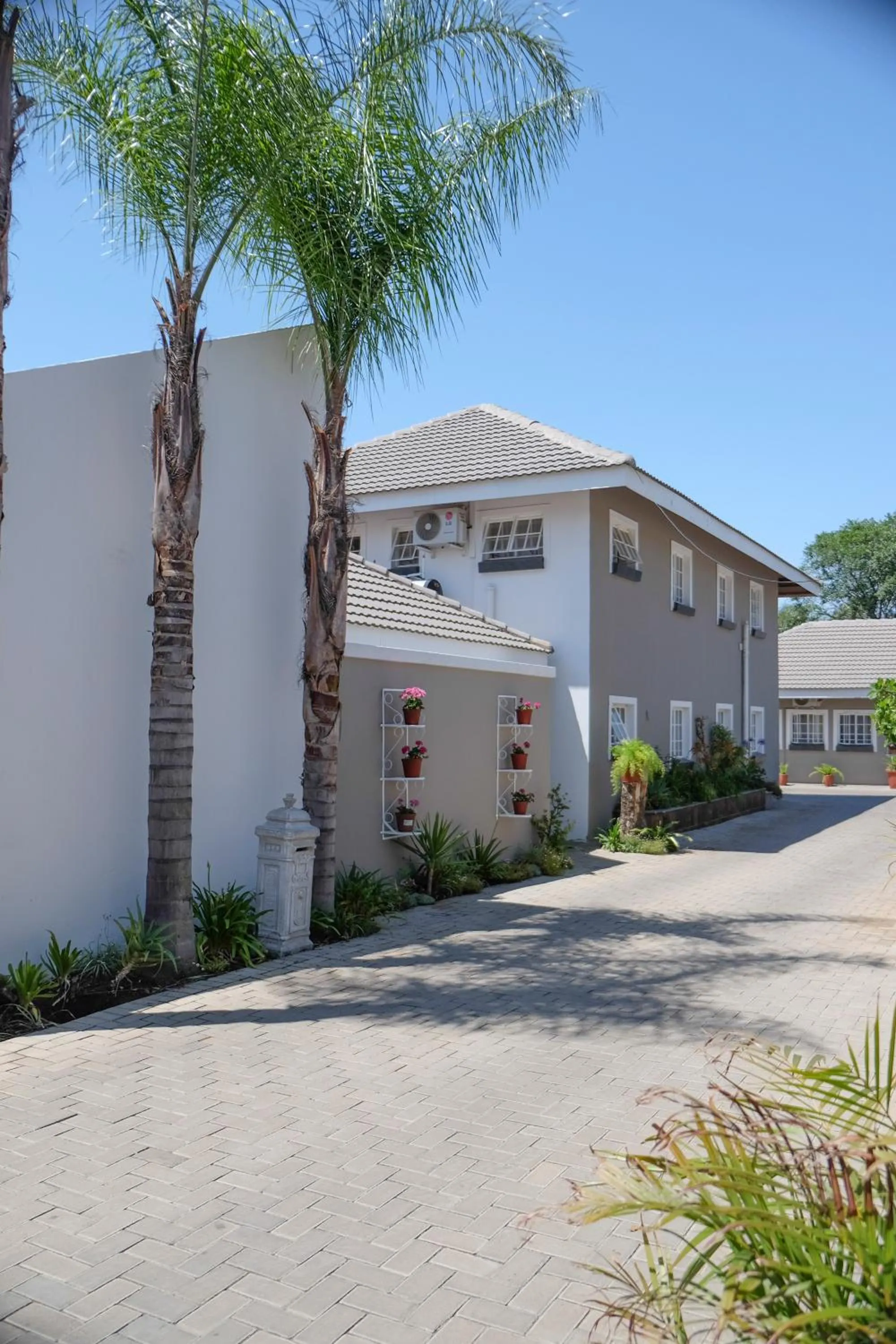 Day in Firwood Lodge