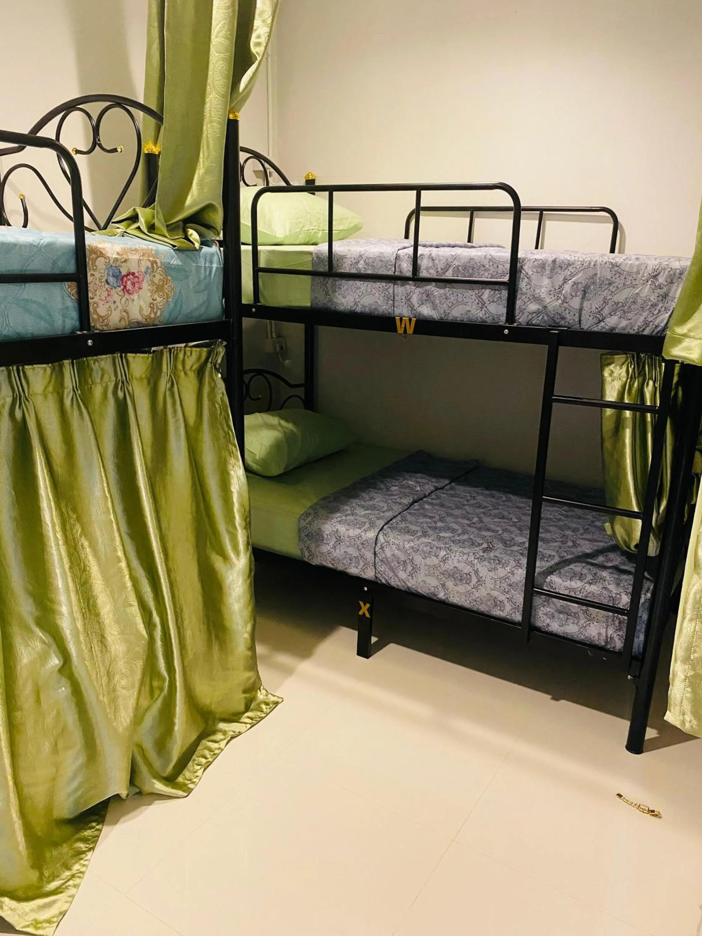 Bed in Lemon Tree Hostel Khaosan