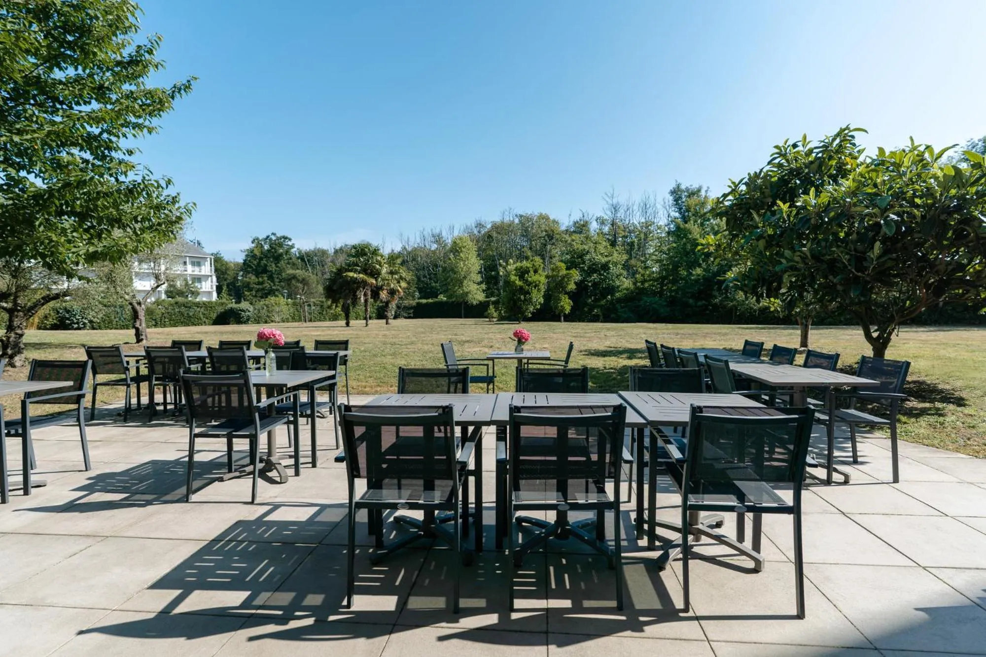 Garden in Westotel Life Nantes Carquefou