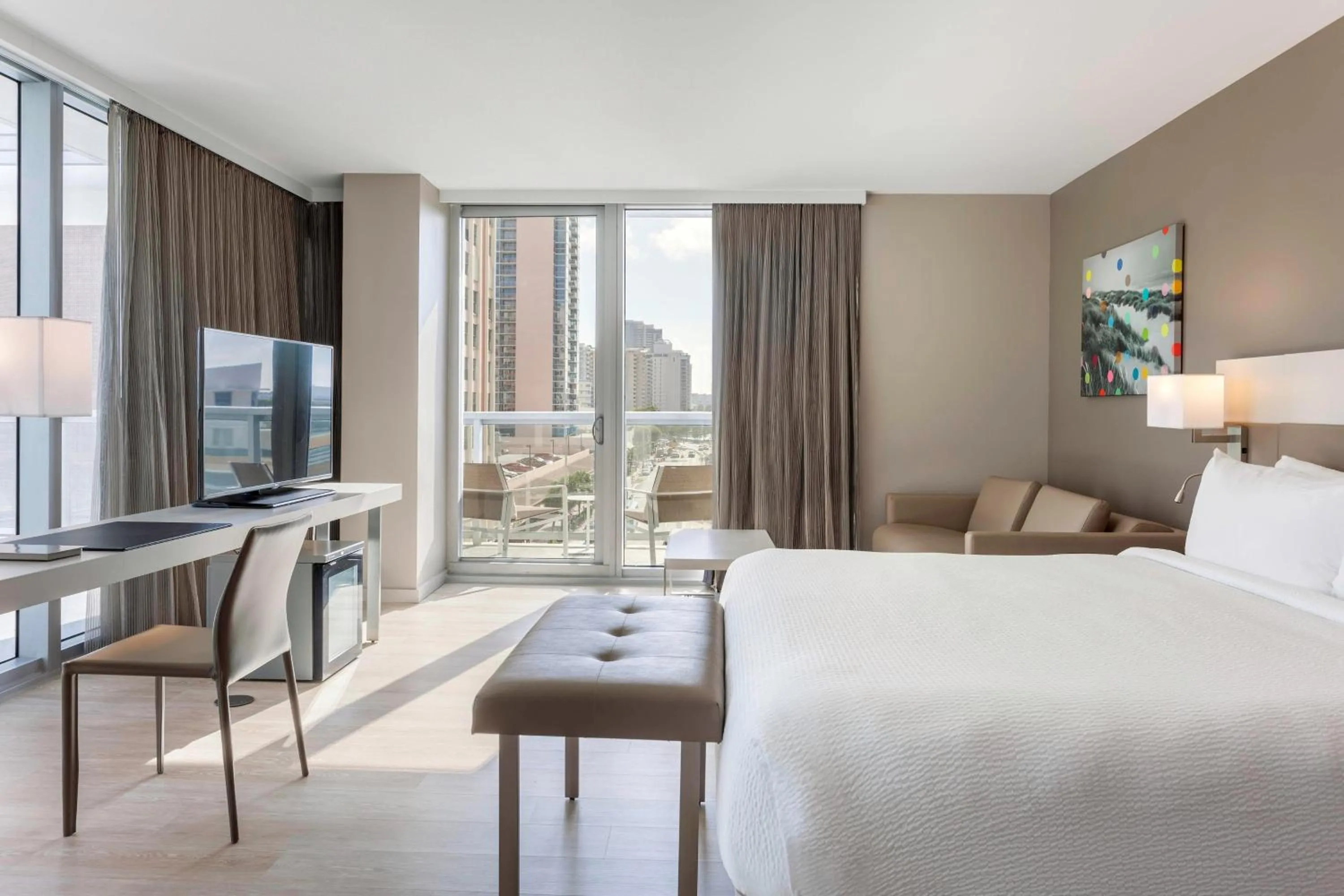 Bedroom, Bed in AC Hotel by Marriott Miami Beach