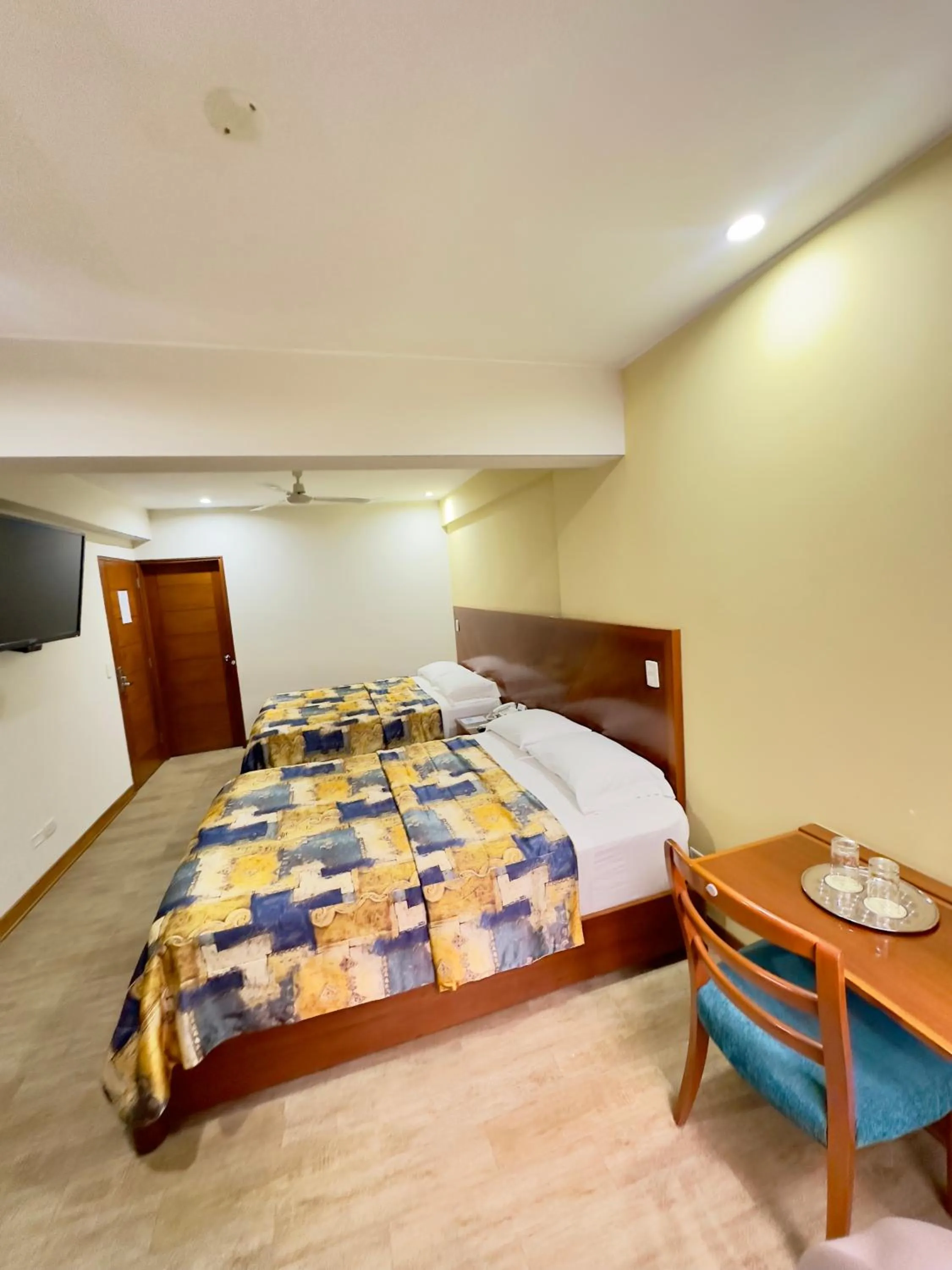 Bedroom, Bed in Hotel Esencia Suites