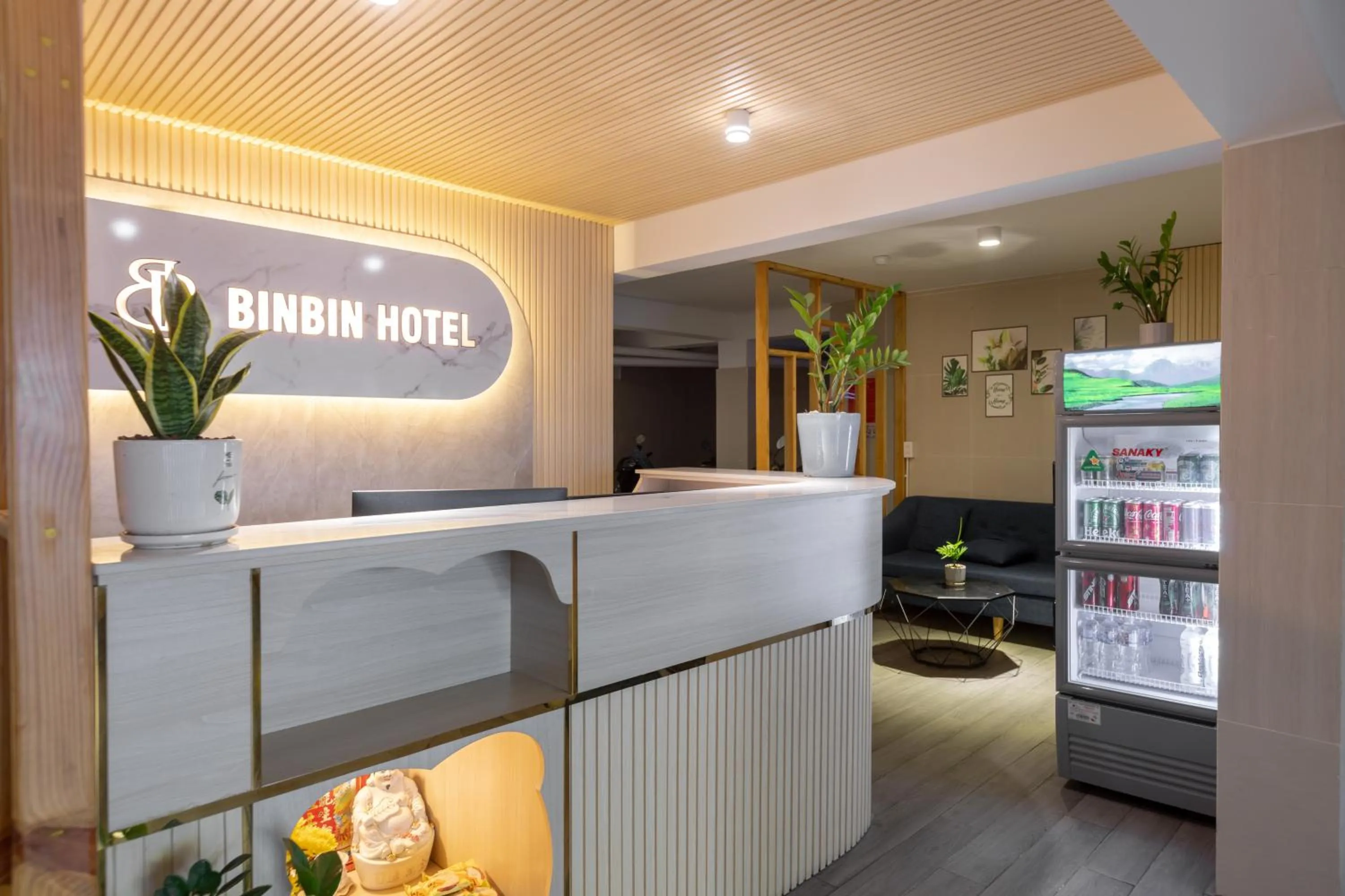 Bin Bin Hotel 14 Near Vstar School D7