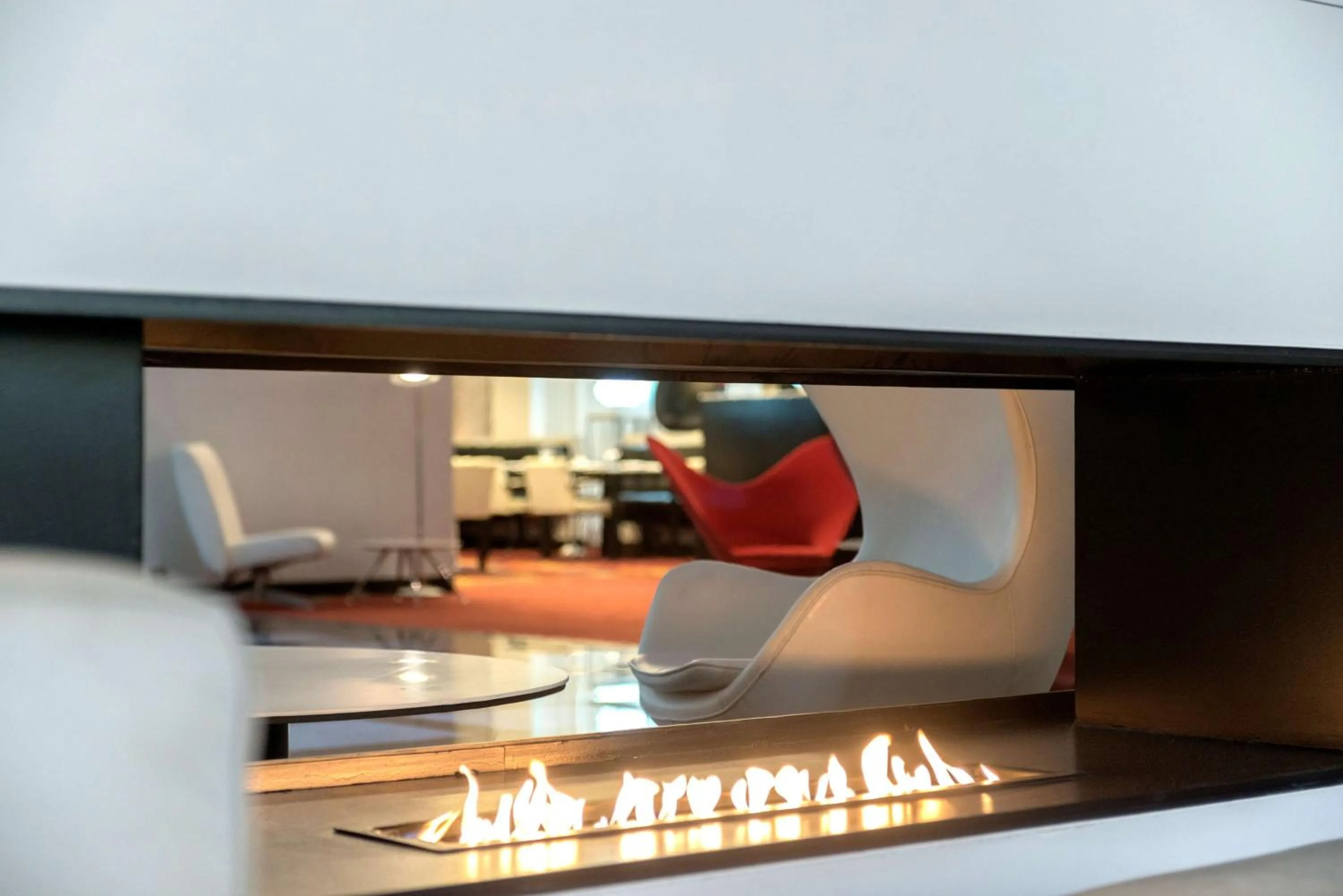 Lounge or bar in Hilton Madrid Airport