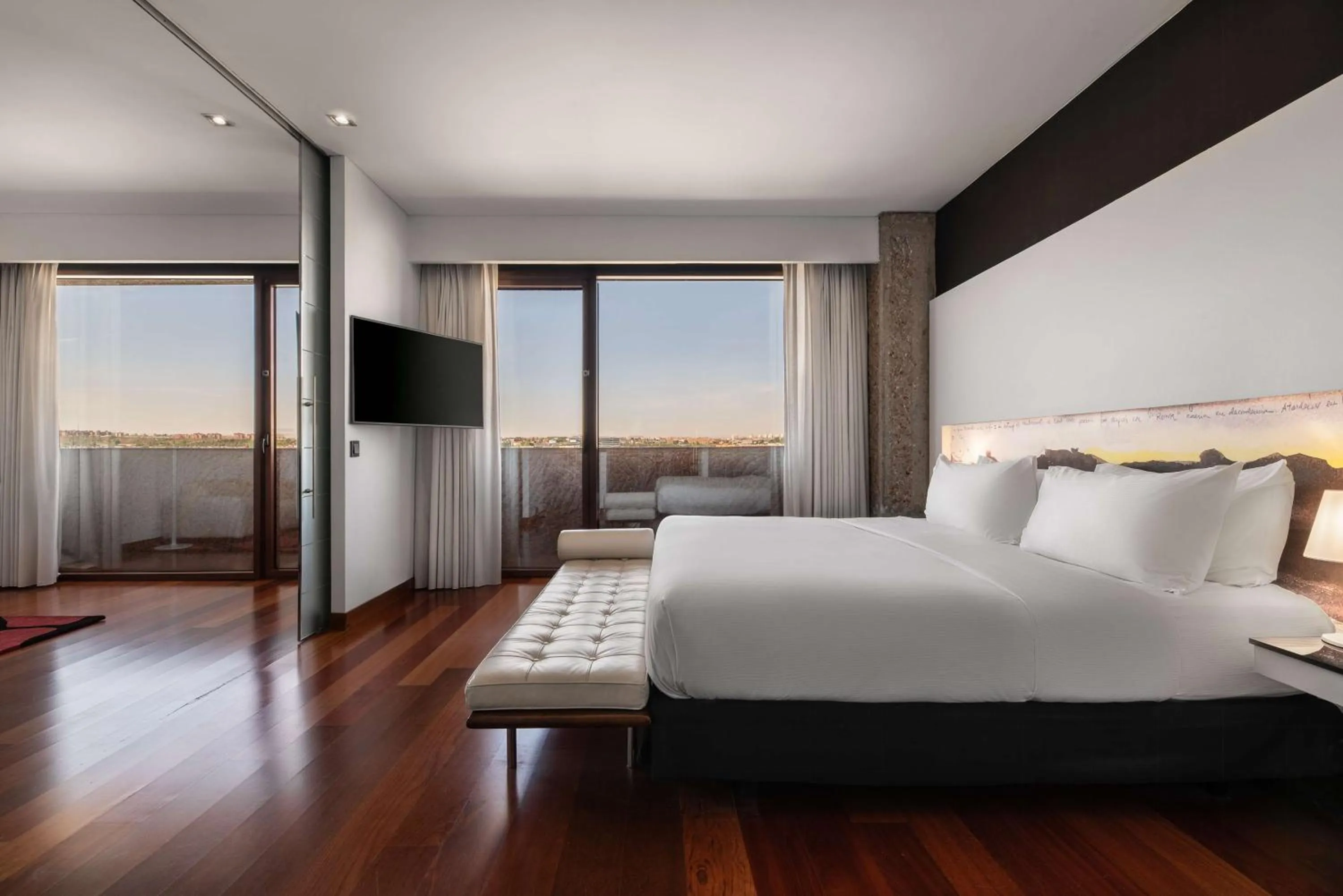 Bed in Hilton Madrid Airport